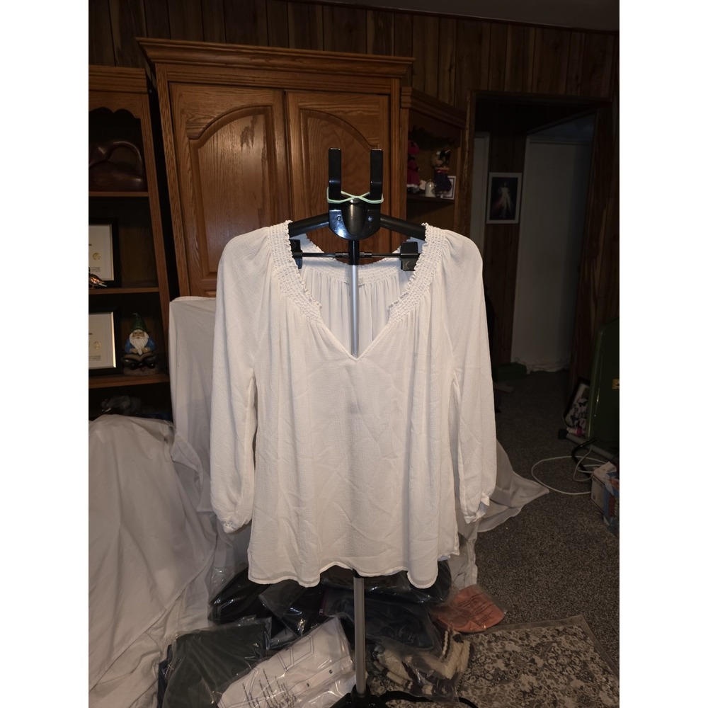 Joie Si,e L 100% Silk Blouse Completely Lined. Romantic, Datenight, Y2K,...